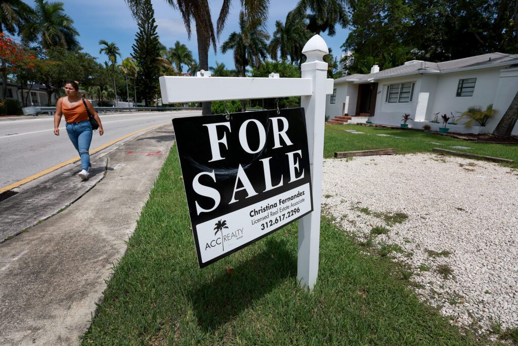 Florida housing market sees price drops across multiple cities