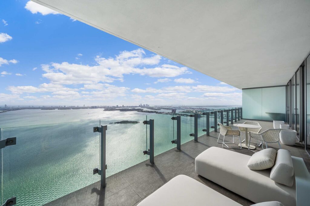 Discover luxe living: stunning high floor waterfront home at missoni baia,