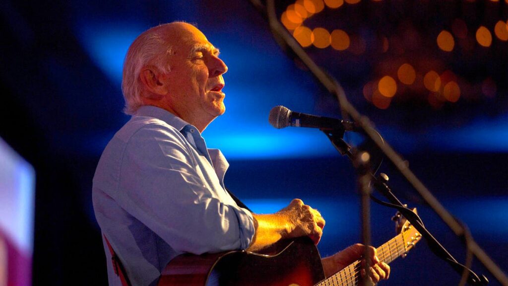 Jimmy buffett's palm beach home finds a new owner
