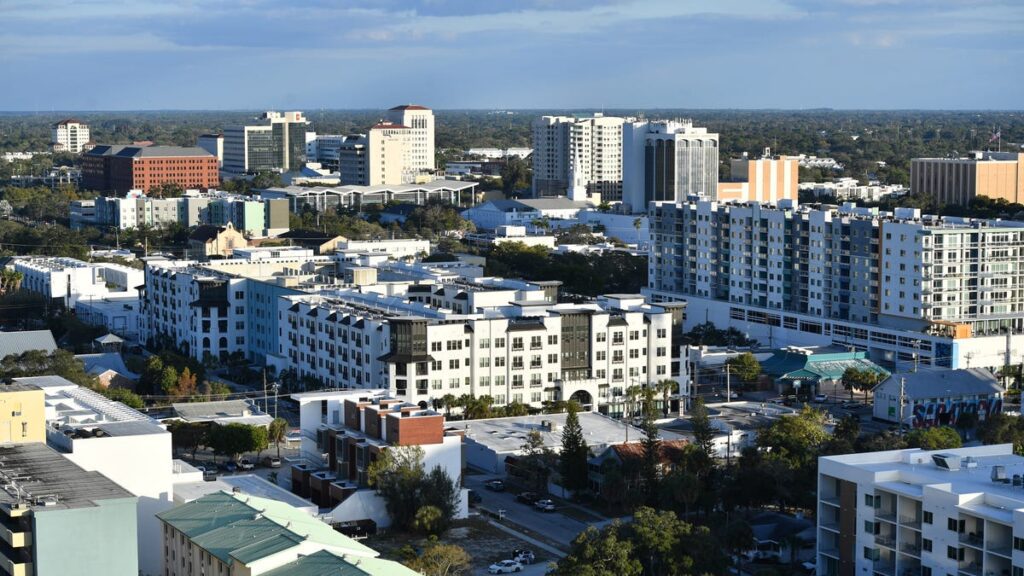 Sarasota rents remain steady amid market adjustments