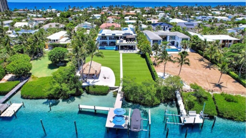 The appeal of palm beach county for billionaire buyers
