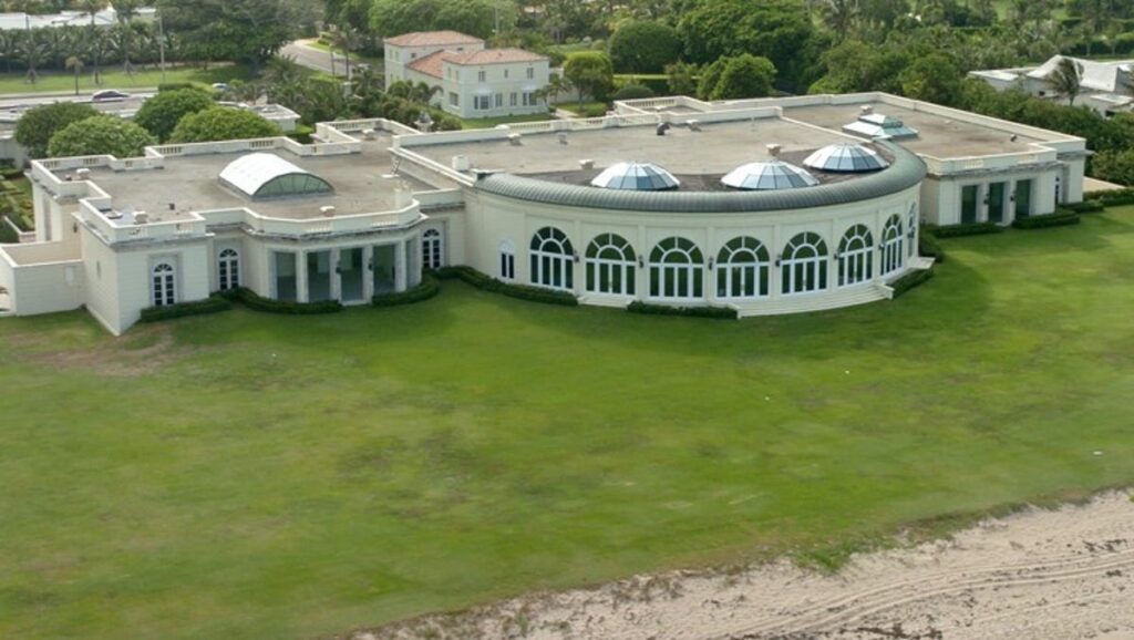 Trump and epstein: a palm beach showdown at auction