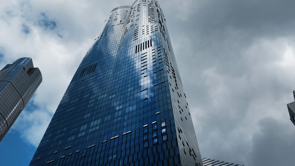 Wealthy new yorkers shift focus to florida real estate following
